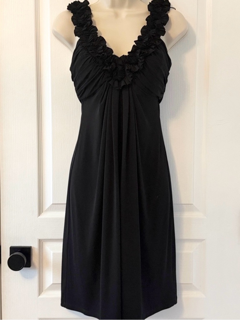 Maggy London Black Ruffle Neck Dress | Sleeveless Empire Waist Midi LBD Size 4